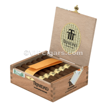 Trinidad Reyes 